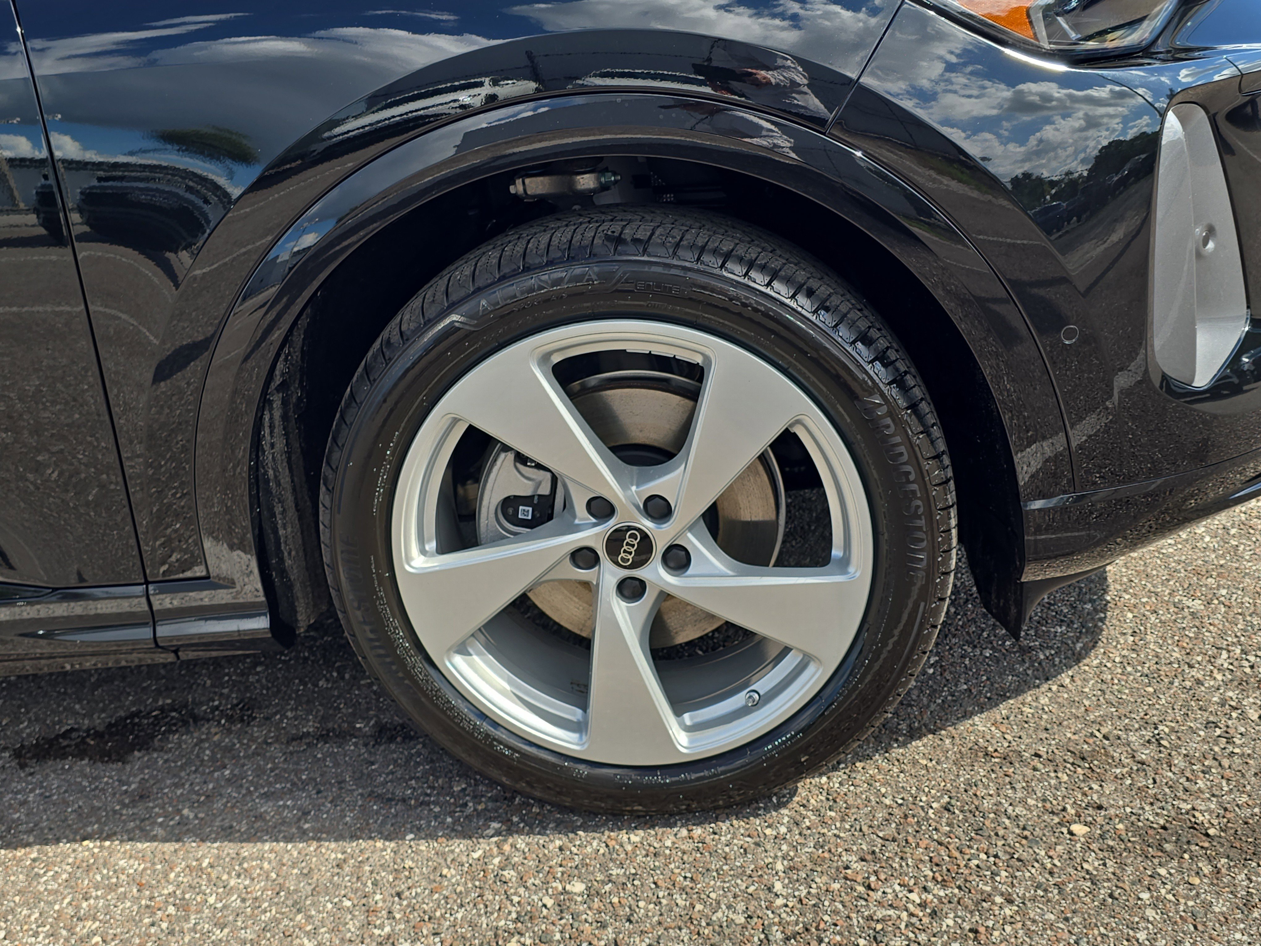 New 2025 Audi Q5 Prestige image 35