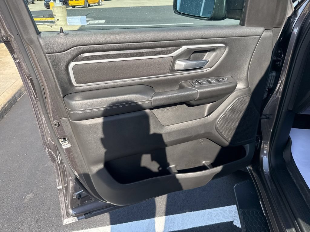 Used 2023 RAM 1500 Big Horn AWD/4WD image 10