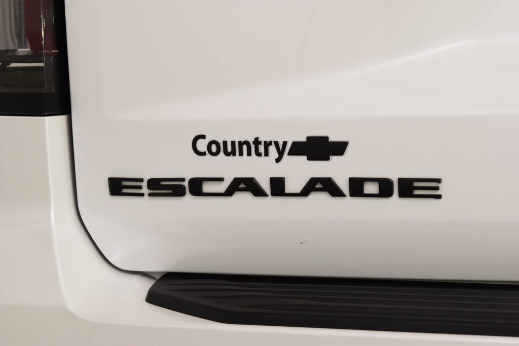 Used 2024 Cadillac Escalade ESV Sport Platinum w/ LPO, ONYX Package AWD/4WD image 22