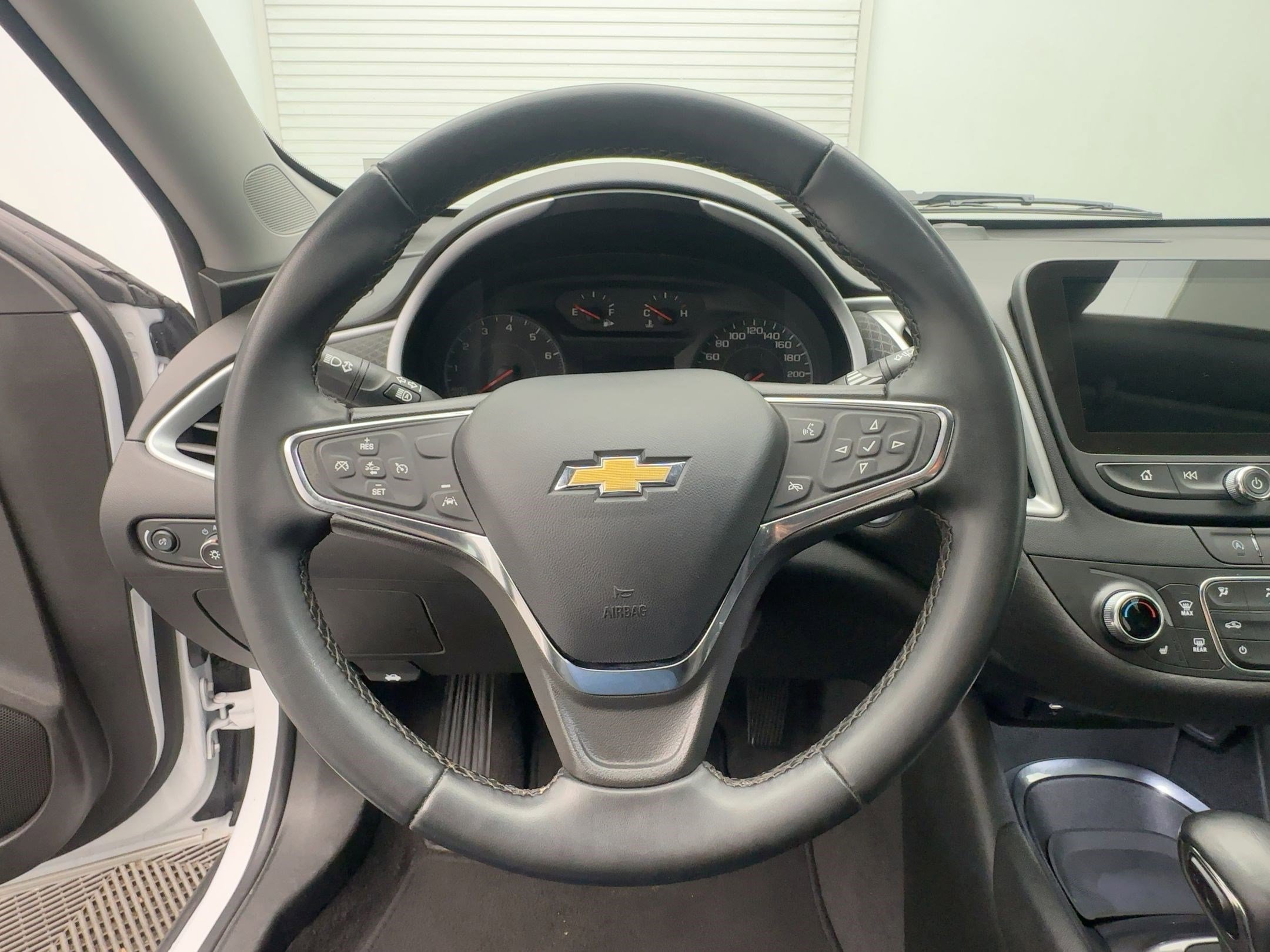 Used 2023 Chevrolet Malibu LT image 18