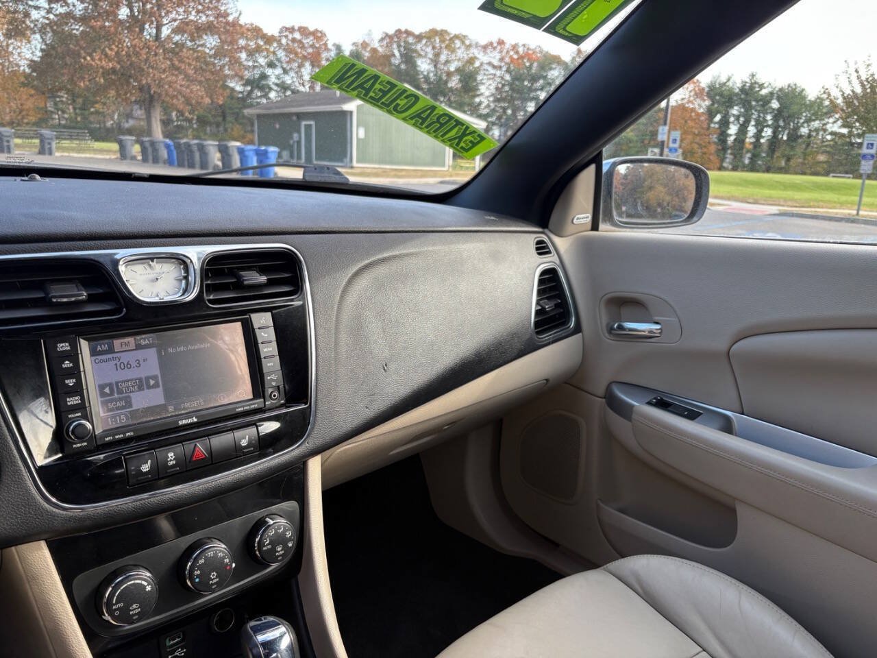 Used 2012 Chrysler 200 Limited FWD image 18