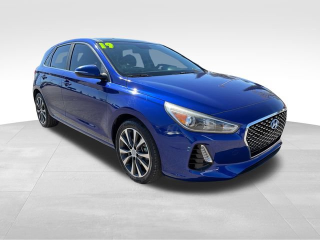 Used 2019 Hyundai Elantra GT w/ Style Package 02