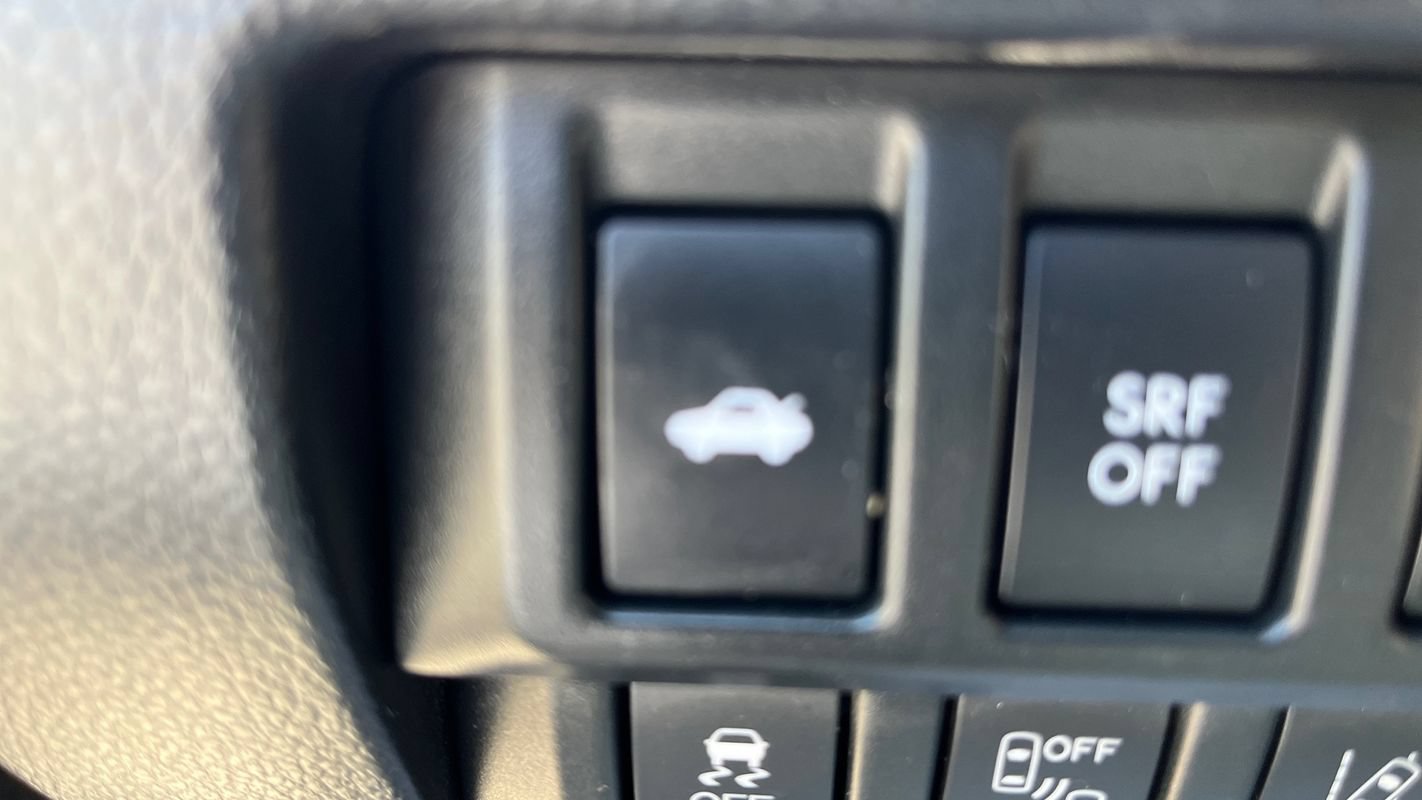 Used 2017 Subaru Legacy 2.5i Sport AWD/4WD image 23