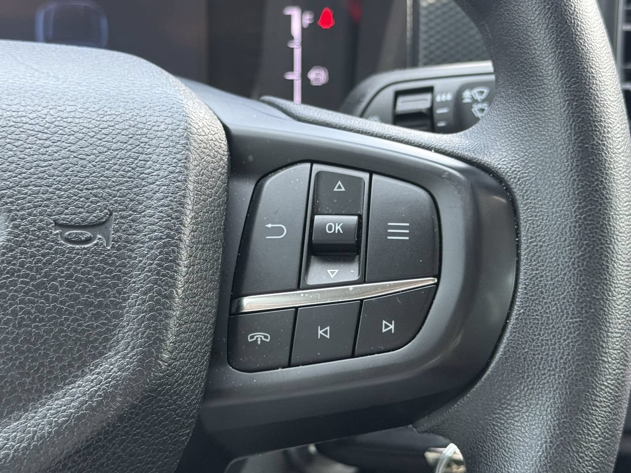 Used 2025 Ford Ranger XL RWD image 13