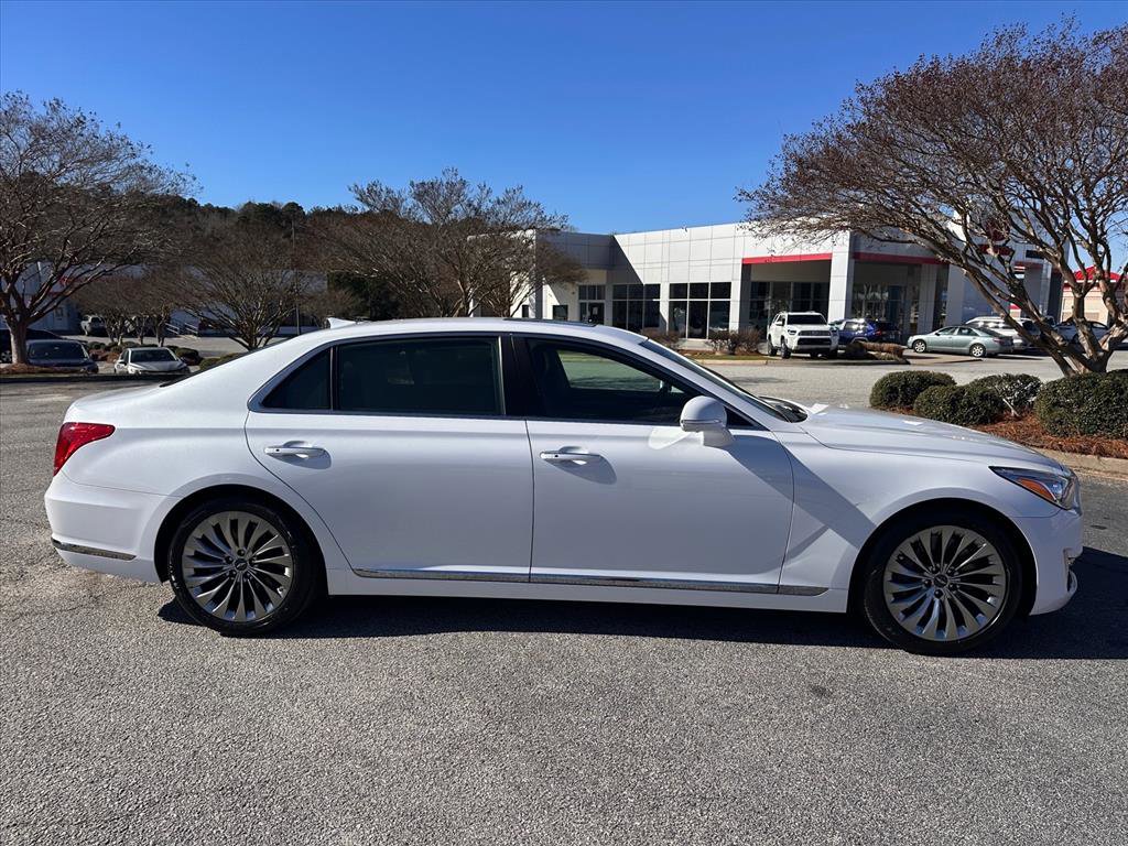 Used 2017 Genesis G90 3.3T Premium image 2