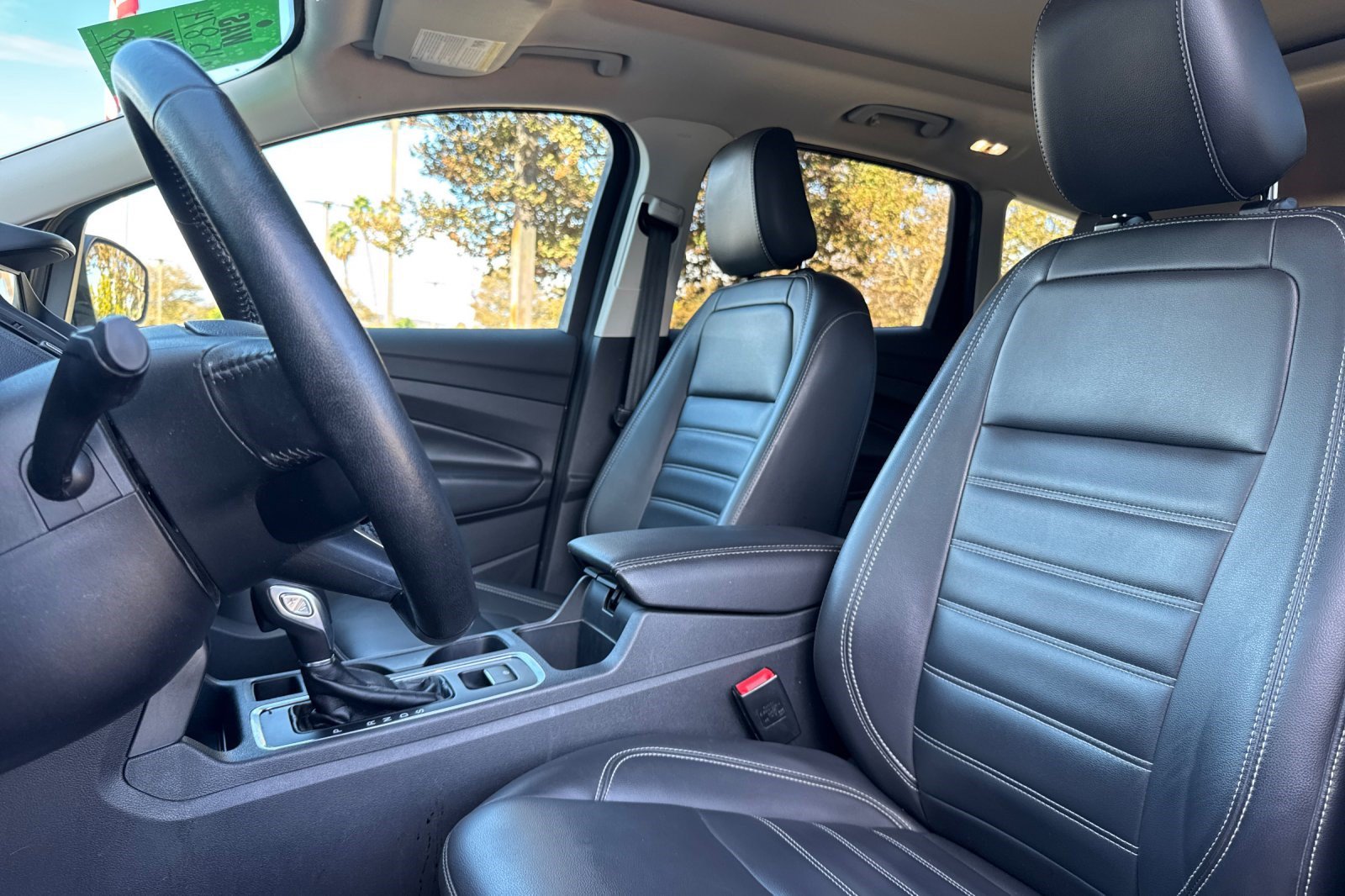Used 2019 Ford Escape SEL FWD image 5