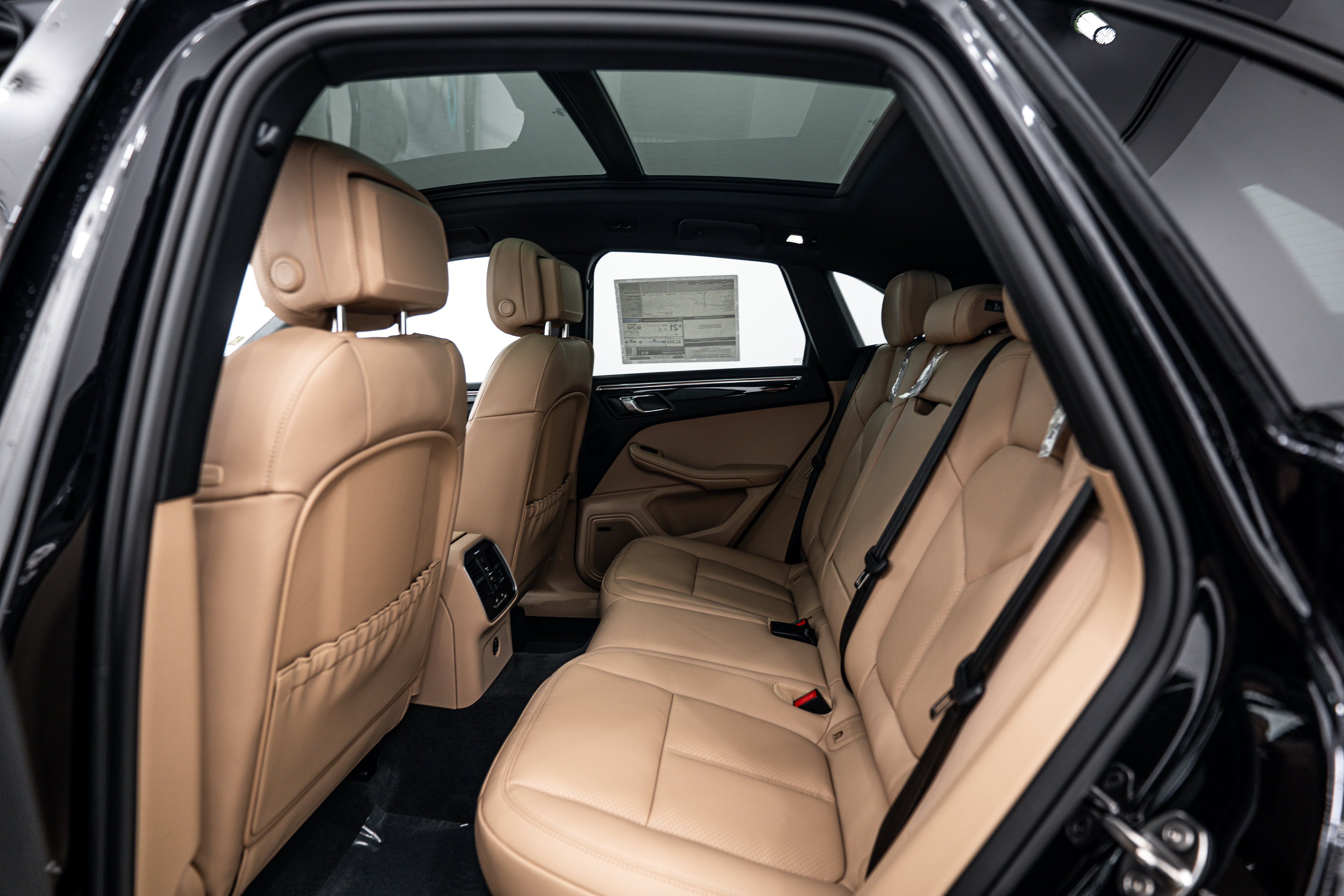 Certified 2026 Porsche Macan AWD/4WD image 20