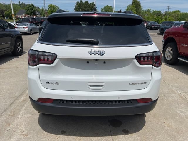 Certified 2025 Jeep Compass Limited AWD/4WD image 5