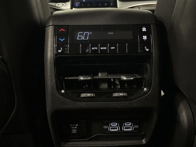 Used 2023 Jeep Grand Cherokee L Limited image 33