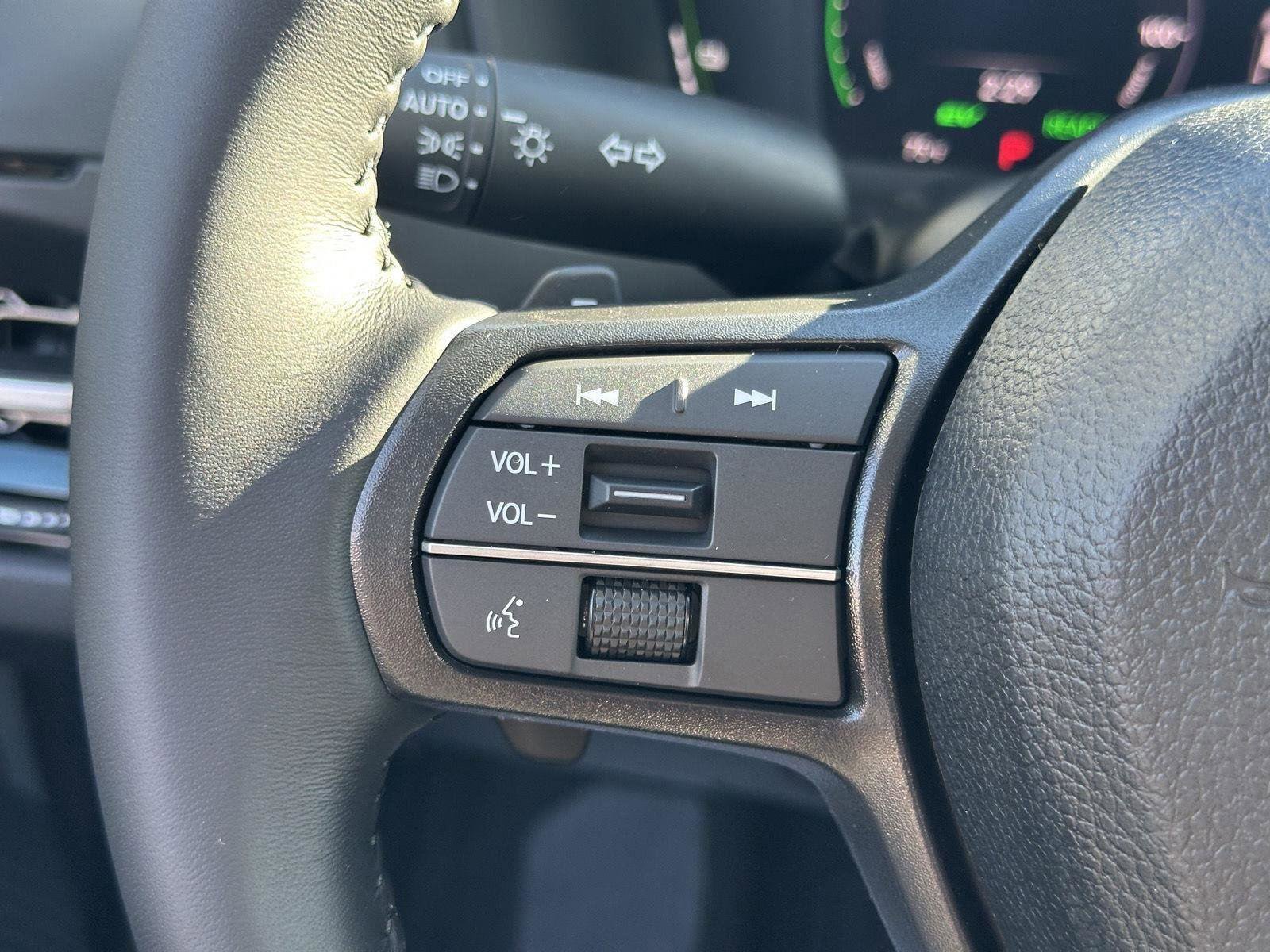 New 2025 Honda Accord EX-L image 14