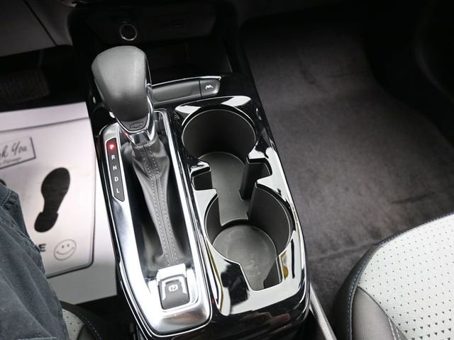 Used 2025 Chevrolet Trax LT w/ LT Convenience Package FWD image 11