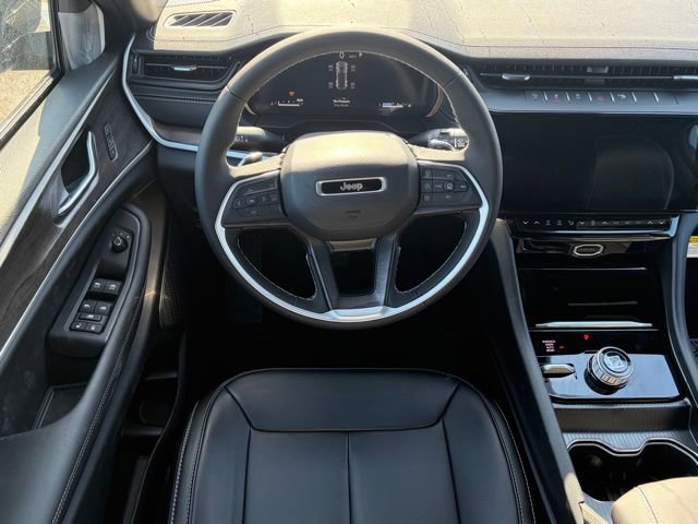 New 2026 Jeep Grand Cherokee Limited w/ Limited Altitude Package image 36