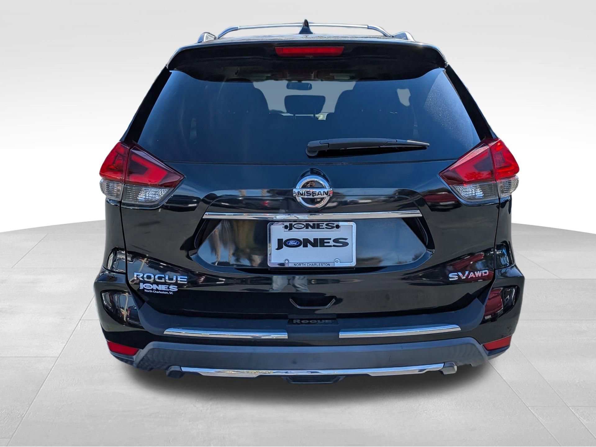 Used 2018 Nissan Rogue SV image 7