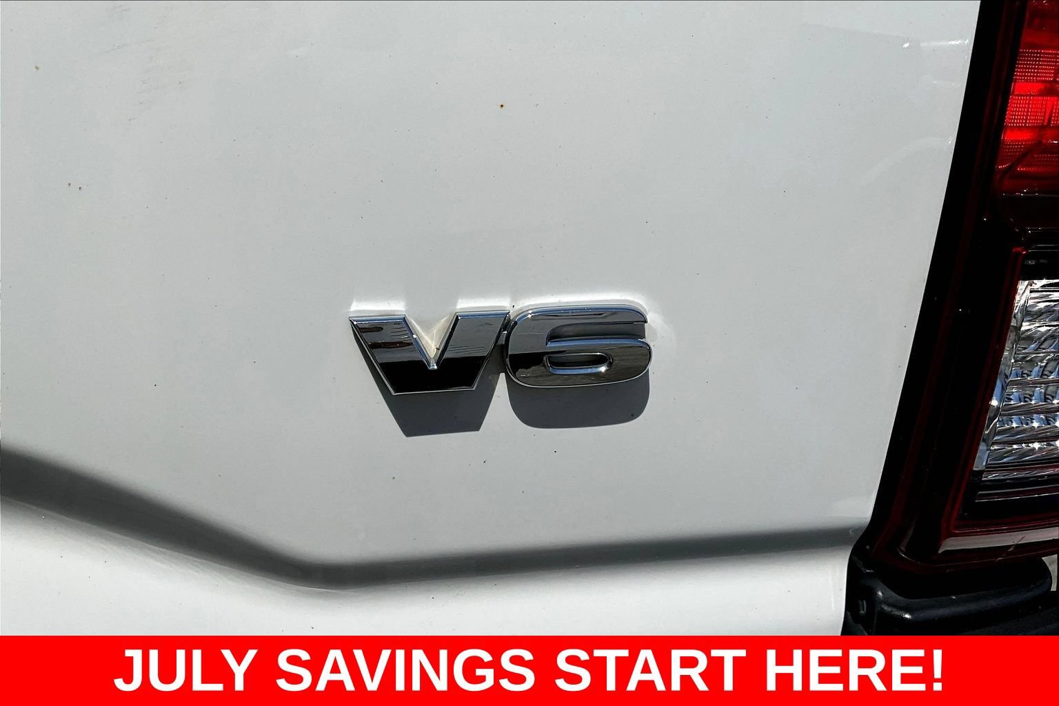 Used 2021 Toyota Tacoma SR AWD/4WD image 30