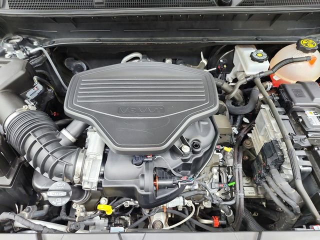 Used 2021 GMC Acadia SLE w/ Driver Convenience Package image 17