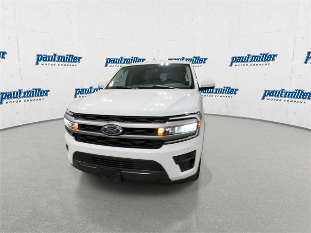 Used 2024 Ford Expedition XLT image 4
