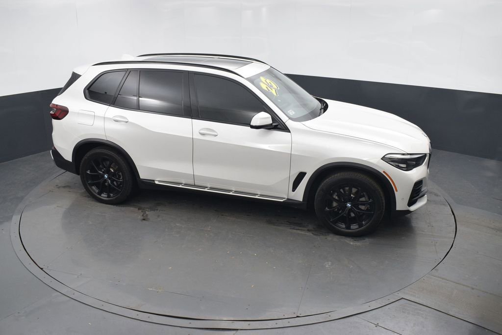 Used 2023 BMW X5 xDrive40i w/ Premium Package image 46