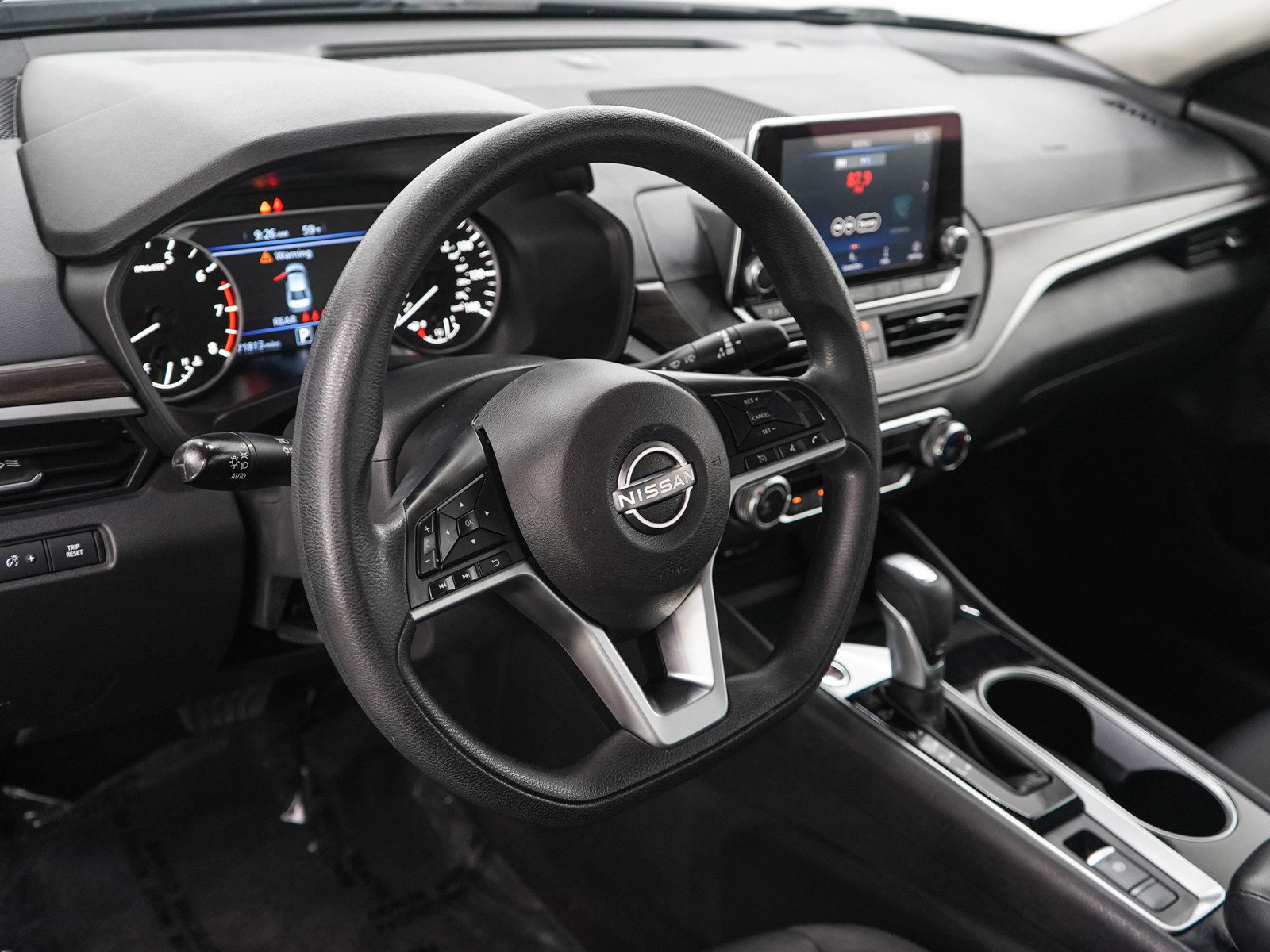 Used 2024 Nissan Altima 2.5 SV AWD/4WD image 19
