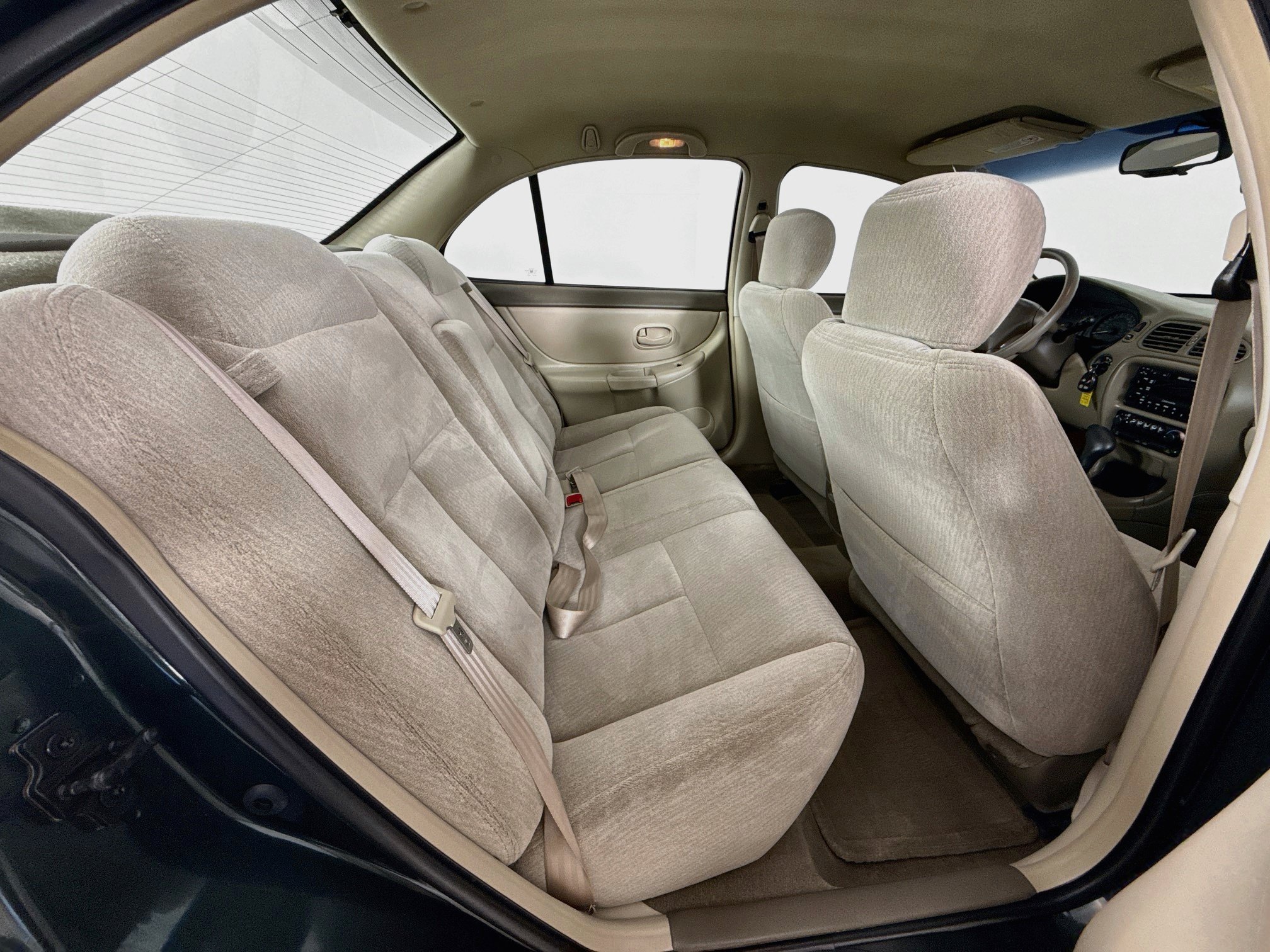 Used 2000 Oldsmobile Intrigue GX FWD image 26