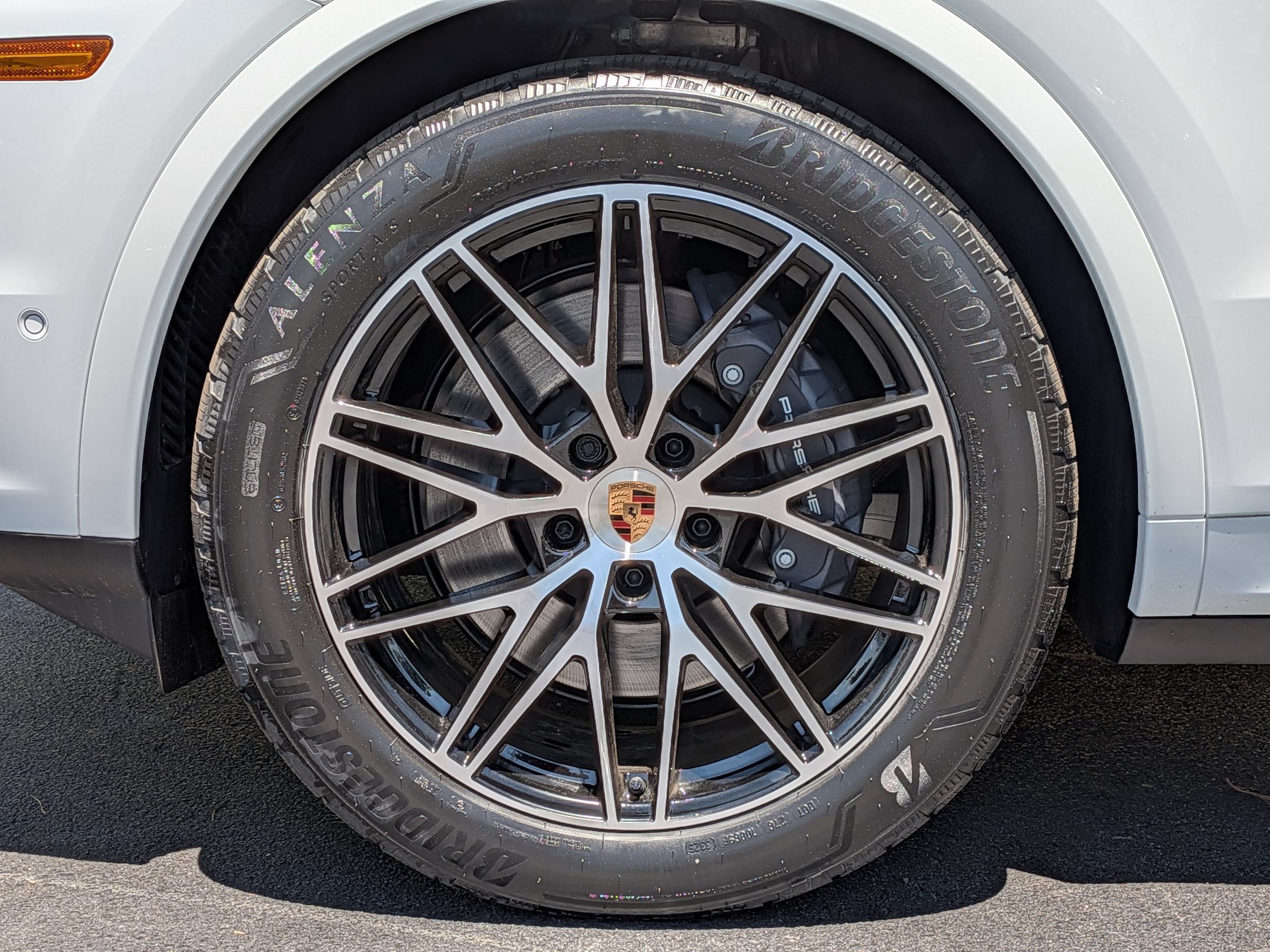 New 2026 Porsche Cayenne AWD/4WD image 37