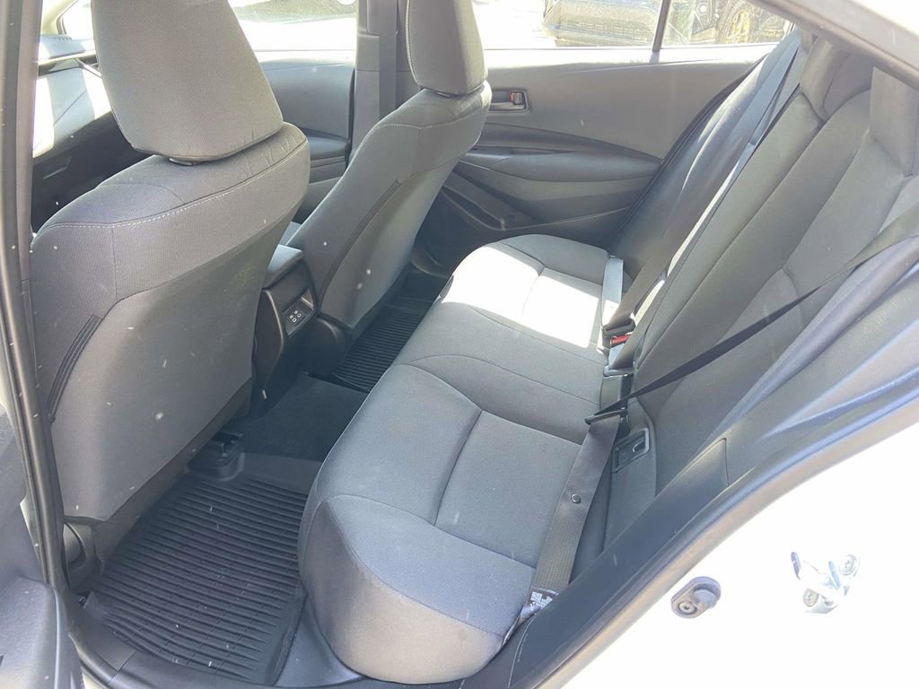 Used 2025 Toyota Corolla LE image 15