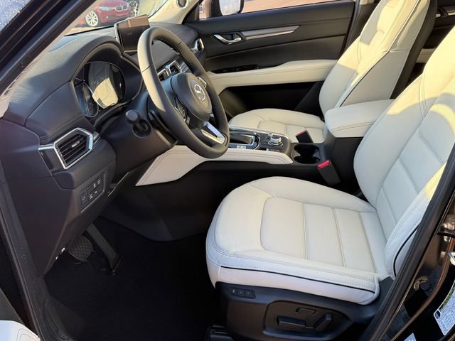 New 2025 MAZDA CX-5 AWD 2.5 S w/ Premium Plus Pkg image 4