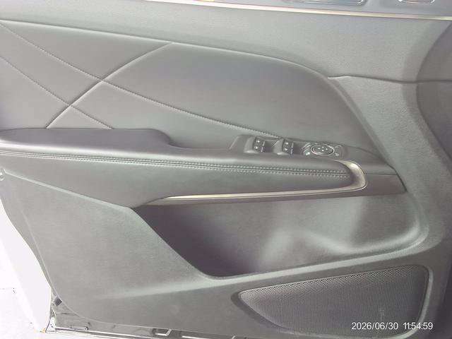 Used 2018 Lincoln MKC Select FWD image 15