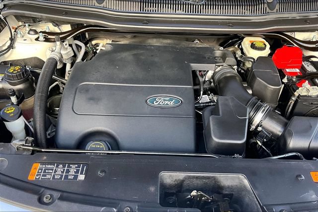 Used 2014 Ford Explorer XLT w/ Equipment Group 201A AWD/4WD image 6