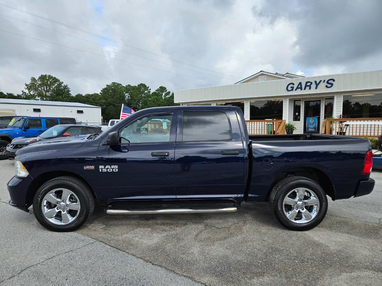 Used 2016 RAM 1500 Express AWD/4WD image 3