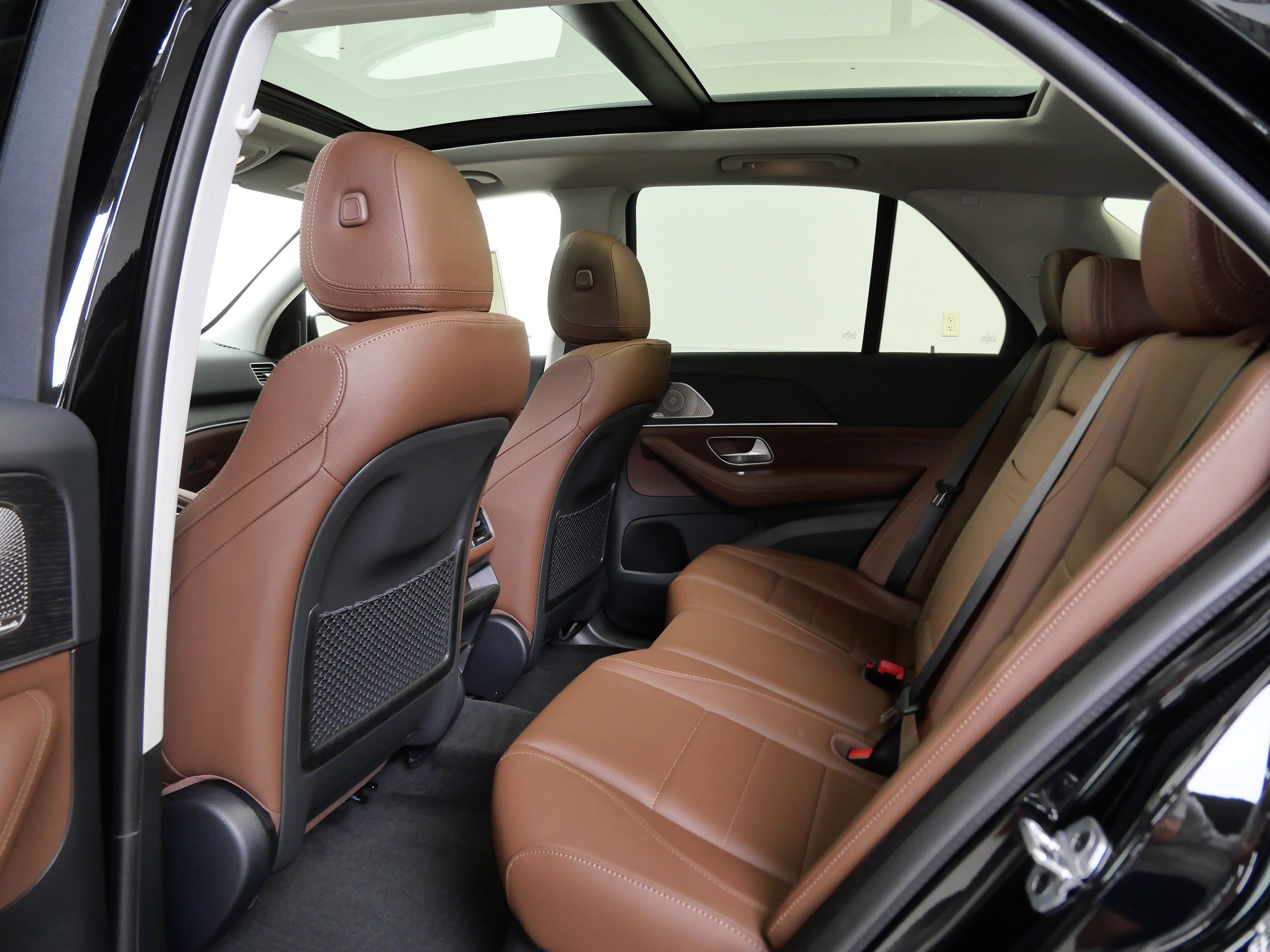 New 2026 Mercedes-Benz GLE 350 4MATIC image 9