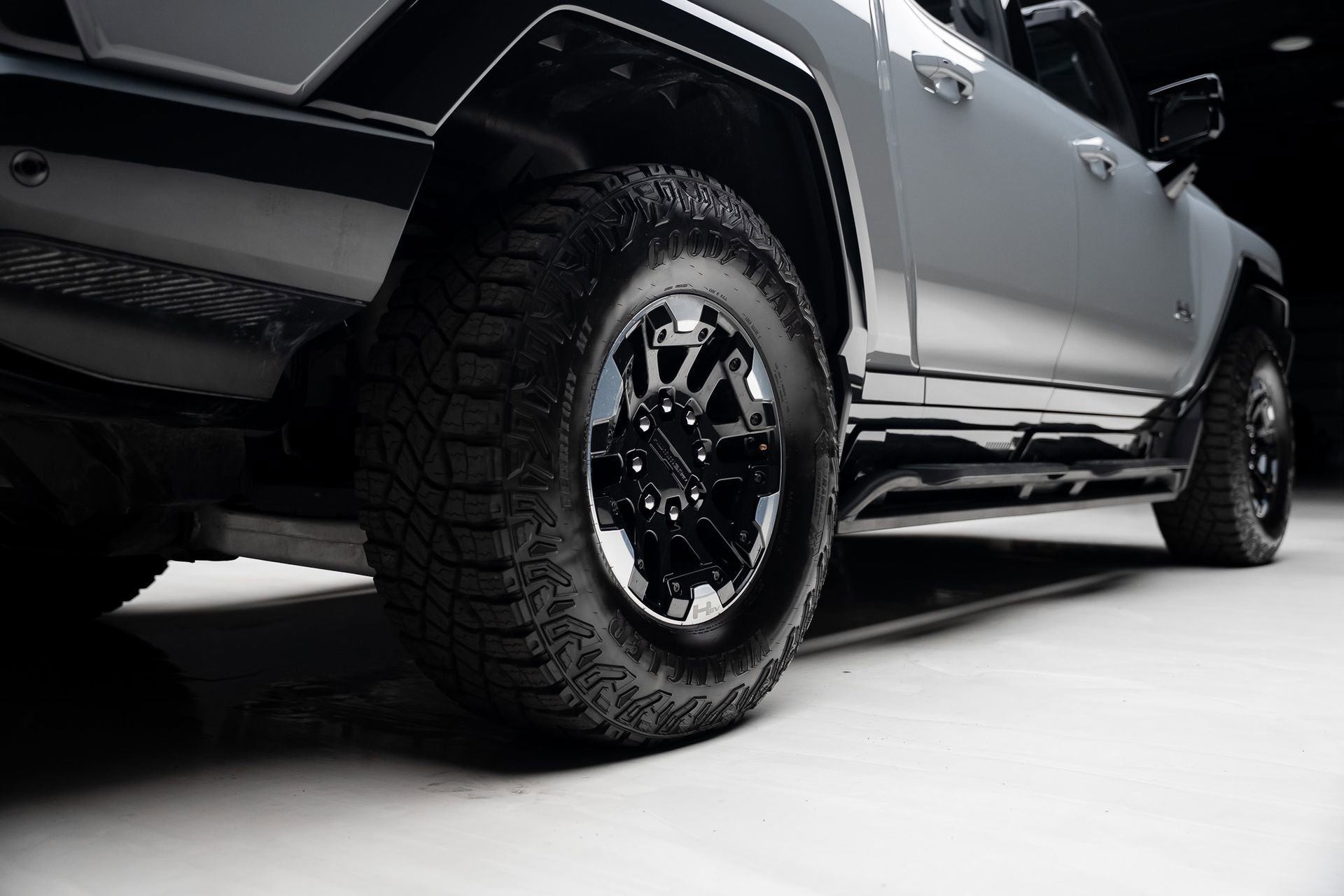 Used 2024 GMC Hummer EV 3X w/ Extreme Off-Road Package image 77