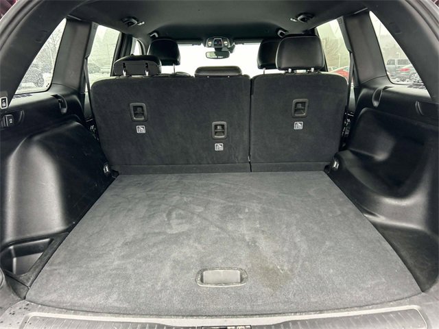 Used 2023 Jeep Grand Cherokee Altitude image 11