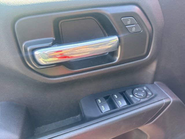 Used 2021 Chevrolet Silverado 1500 Custom image 5