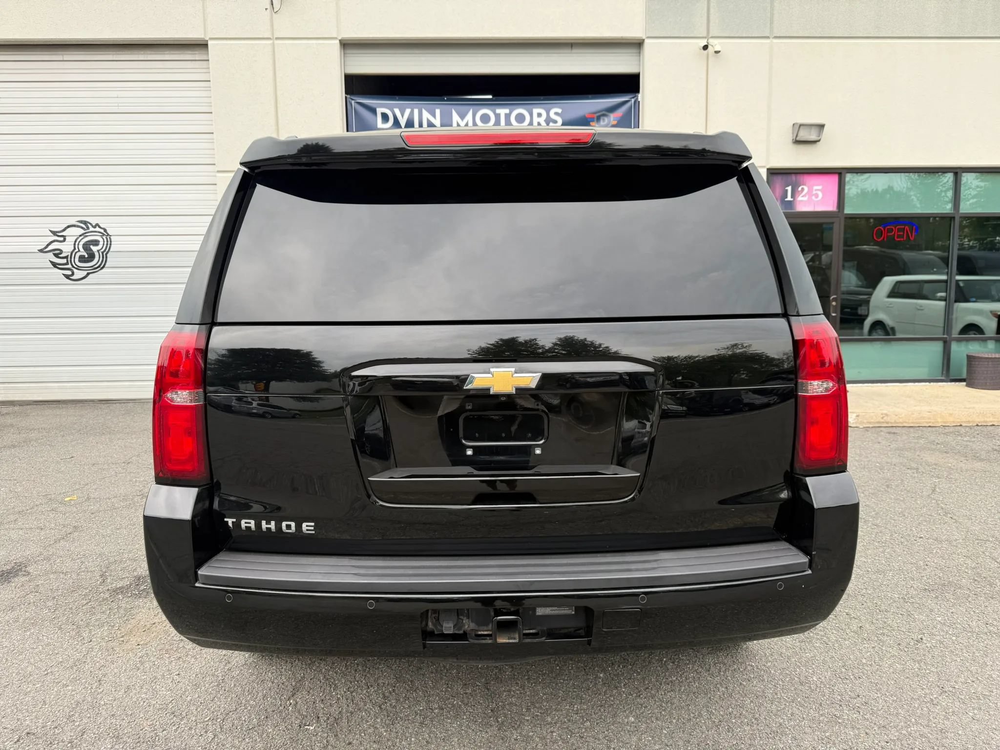 Used 2018 Chevrolet Tahoe LT AWD/4WD image 13