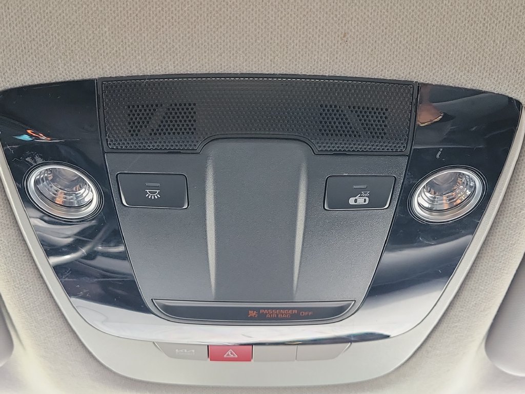 Used 2024 Kia Seltos EX FWD image 25