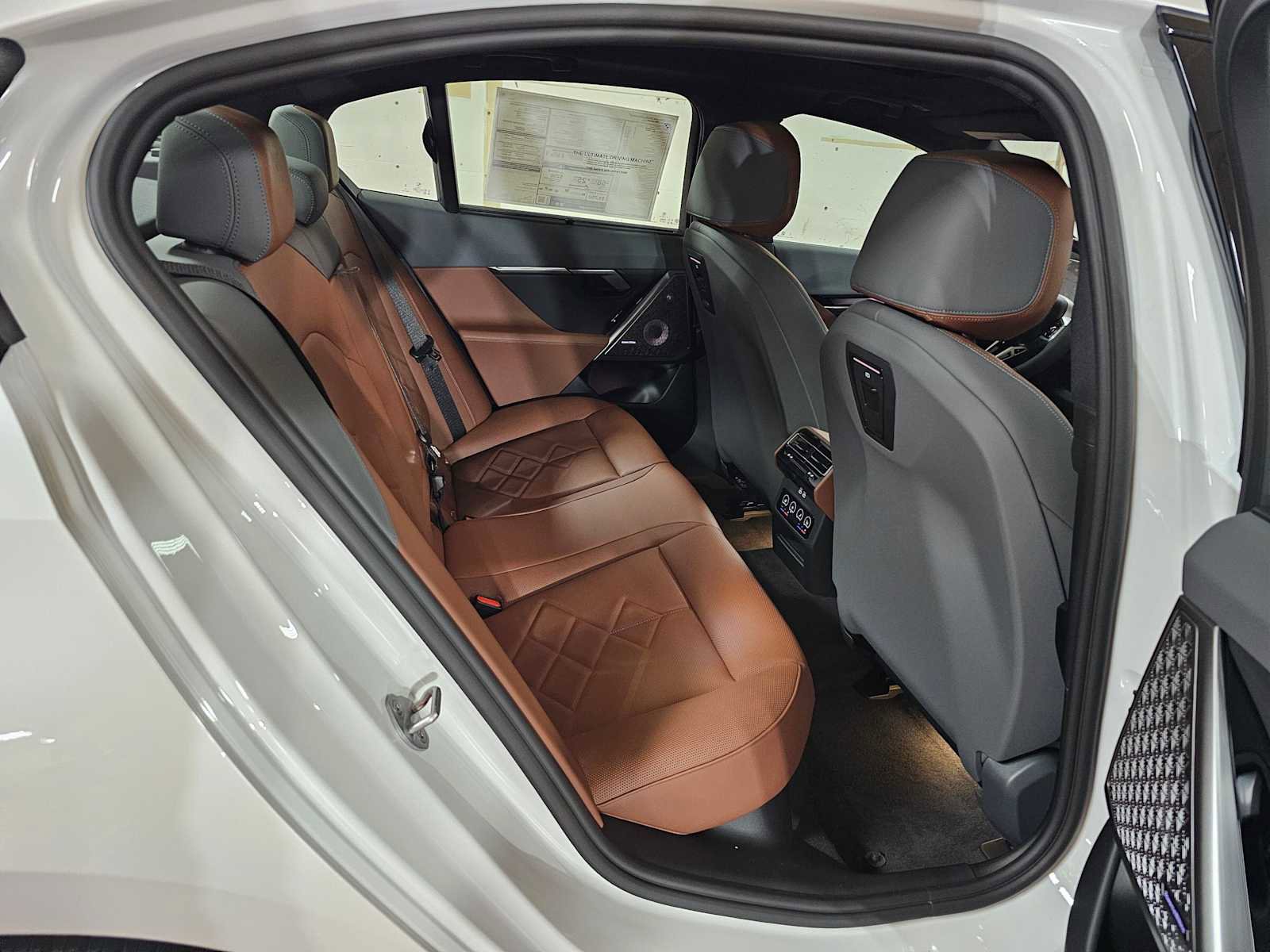 New 2026 BMW 550e xDrive w/ Executive Package image 12