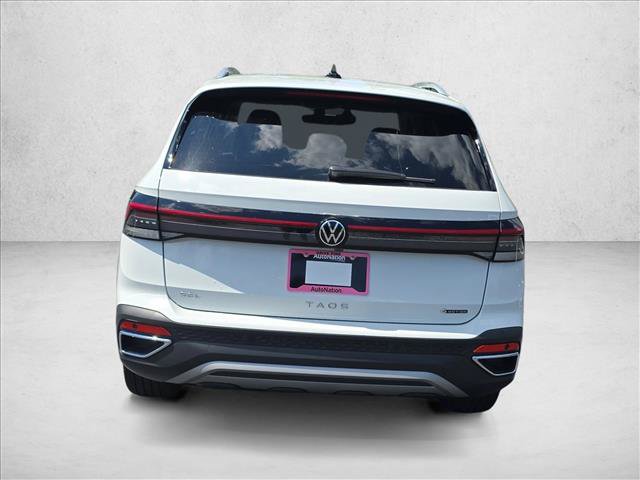 New 2026 Volkswagen Taos SEL AWD/4WD image 4