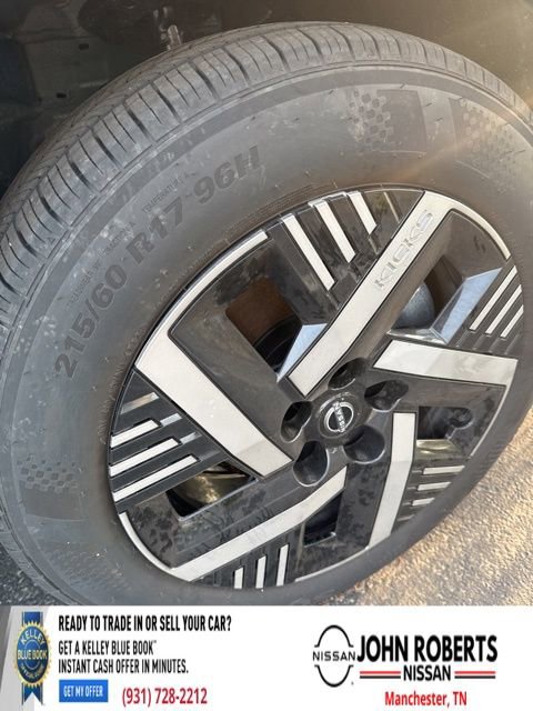 Certified 2025 Nissan Kicks SV image 10