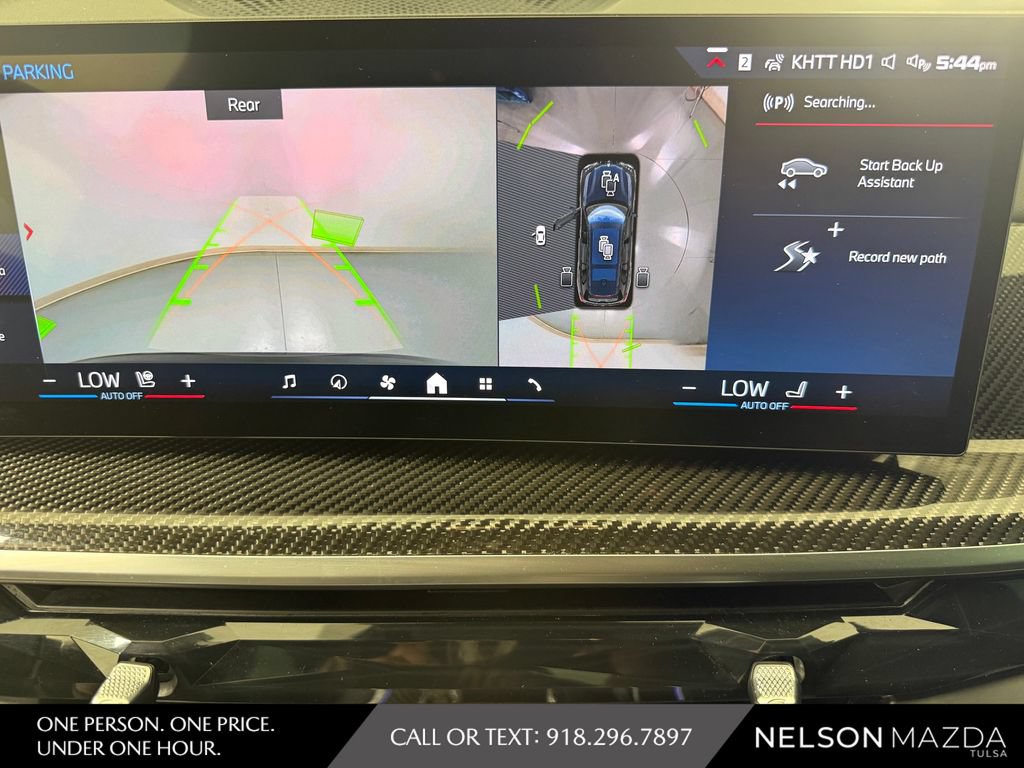 Used 2025 BMW X7 M60i AWD/4WD image 29