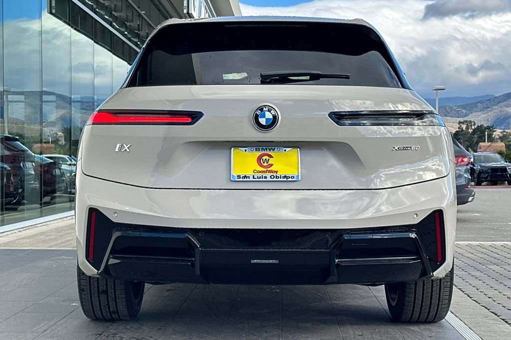 New 2026 BMW iX xDrive60 w/ M Sport Package image 4