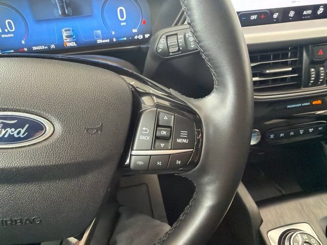 Certified 2024 Ford Escape Platinum AWD/4WD image 28