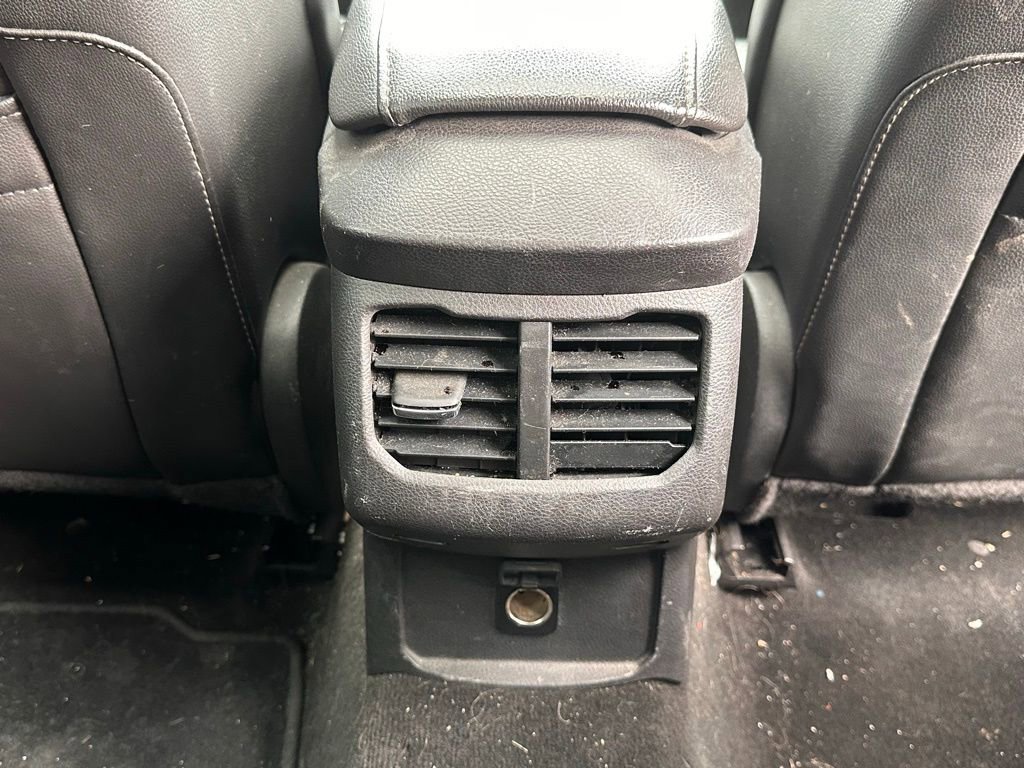 Used 2013 Ford Fusion Titanium FWD image 19