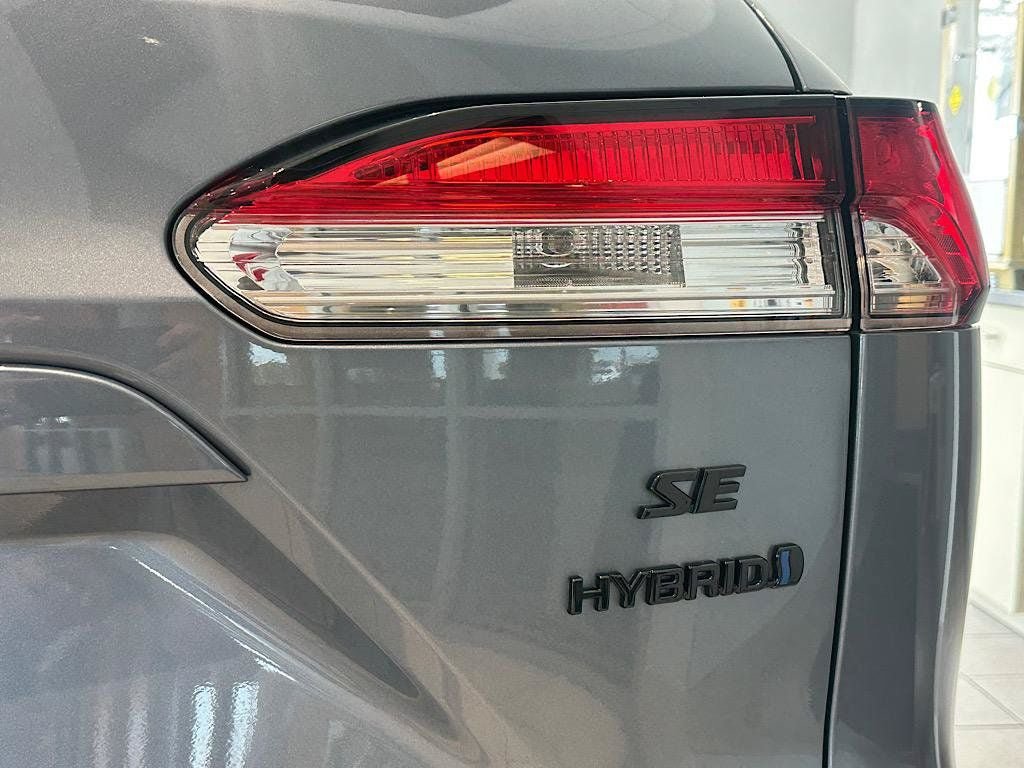 Certified 2024 Toyota Corolla Cross AWD Hybrid image 6