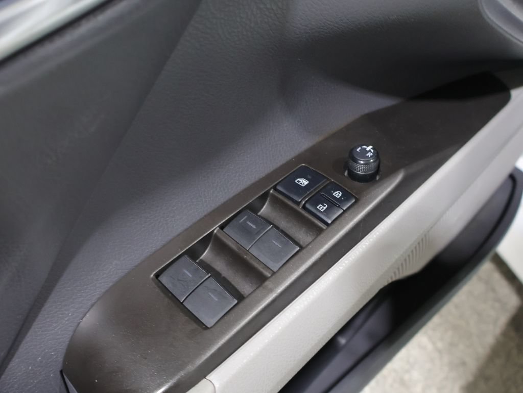 Used 2021 Toyota Camry LE FWD image 14