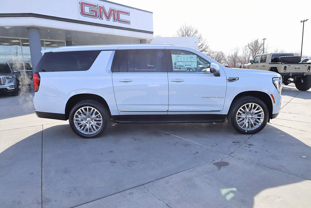 New 2026 GMC Yukon XL Denali w/ Advanced Technology Package image 7