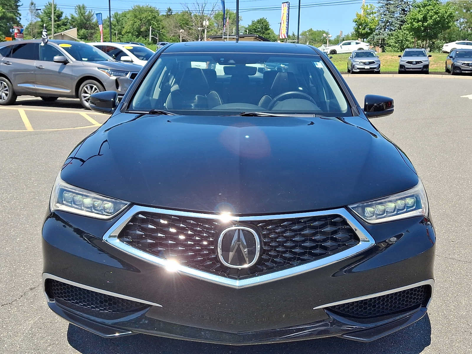 Used 2018 Acura TLX V6 SH-AWD w/ Technology Pkg image 2
