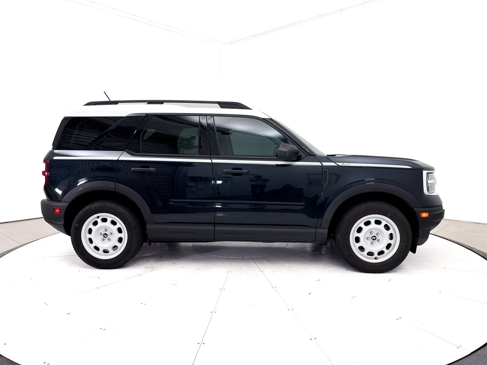 Used 2023 Ford Bronco Sport Heritage AWD/4WD image 37