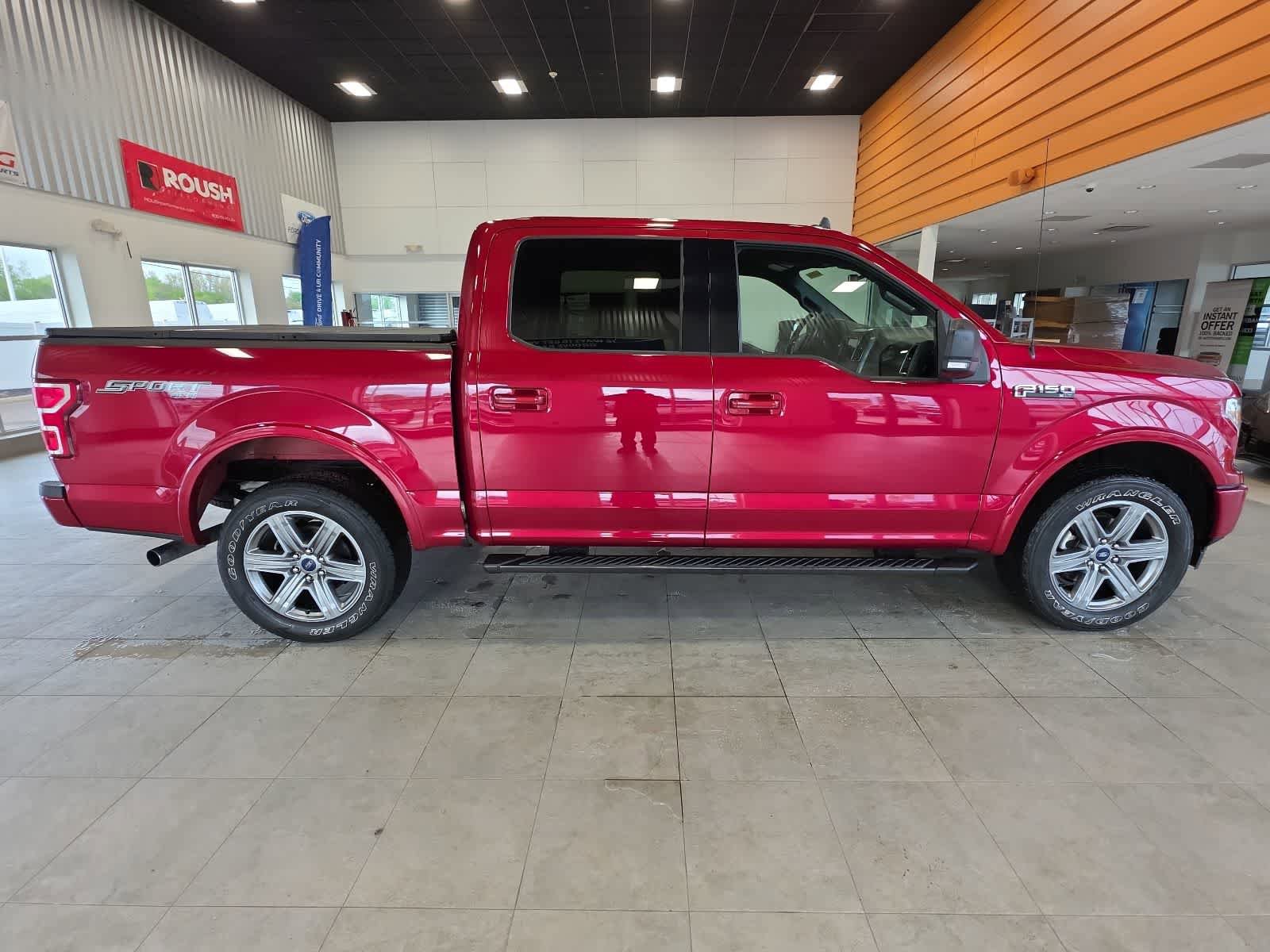 Used 2019 Ford F150 XLT w/ Equipment Group 302A Luxury AWD/4WD image 6
