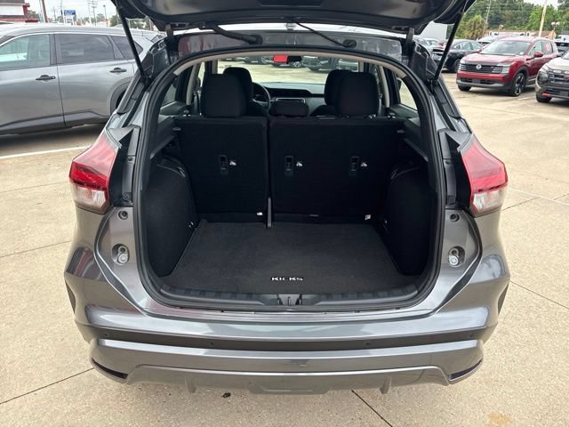 Used 2025 Nissan Kicks Play S FWD image 8