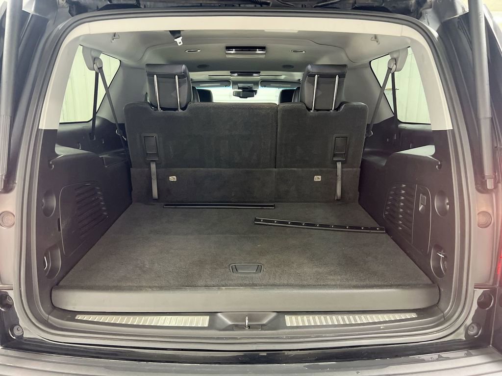Used 2018 Chevrolet Suburban LT AWD/4WD image 26